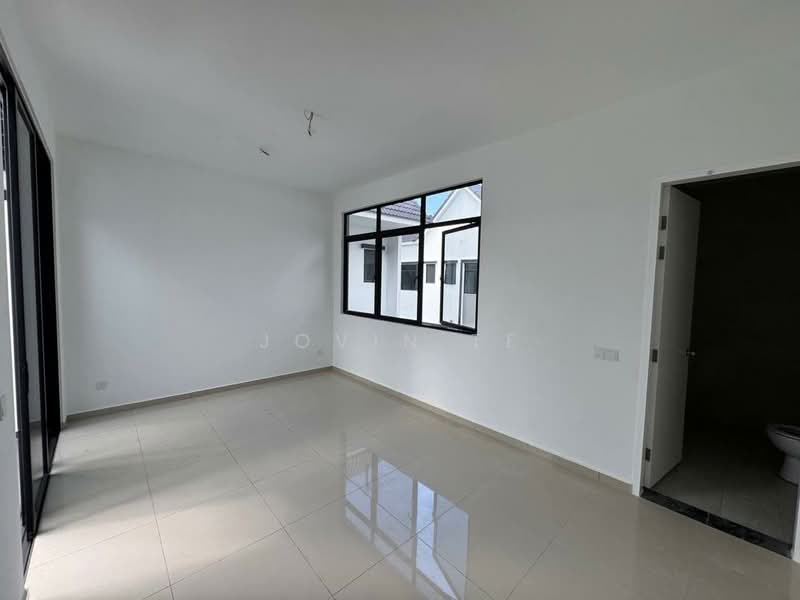 Cluster House for Sale in Taman Ekoflora (Johor Bahru) - Jovin Te - Interior - PropertyGuru.com.my
