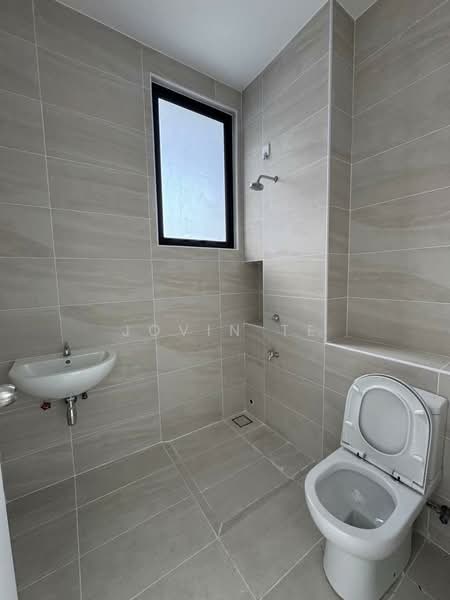 Cluster House for Sale in Taman Ekoflora (Johor Bahru) - Jovin Te - Bathroom - PropertyGuru.com.my