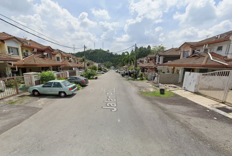2-storey Terraced House for Sale in Bandar Putra Permai (Seri Kembangan) - Tony YY - Exterior - PropertyGuru.com.my