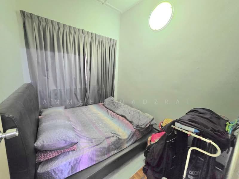 Rumah Teres 2 Tingkat untuk Dijual di Seksyen 27 (Shah Alam) - Ammeer Nadzrai - Bedroom - PropertyGuru.com.my