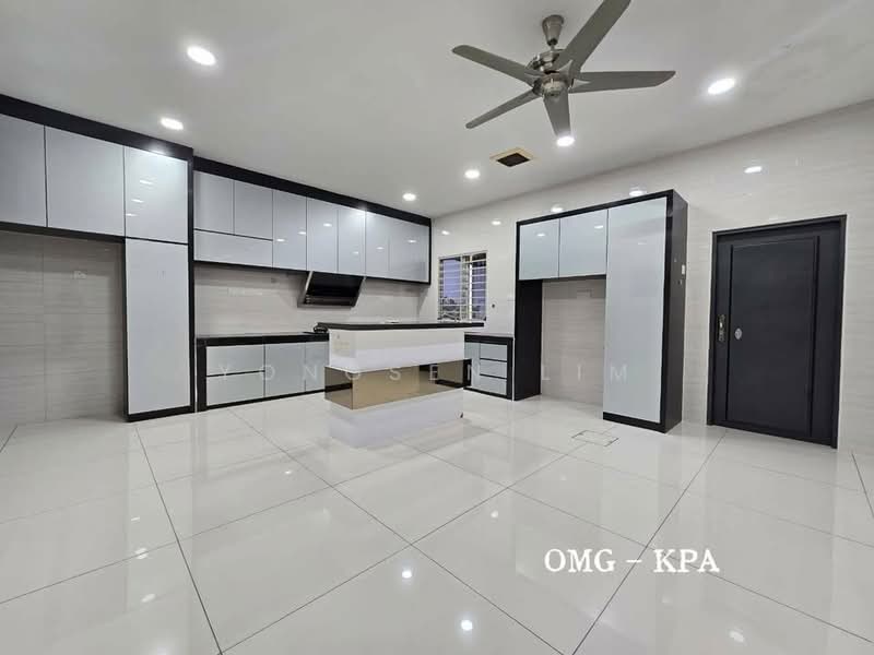 2-storey Terraced House for Sale in Bandar Bukit Raja (Klang) - Yongsen Lim - Kitchen - PropertyGuru.com.my