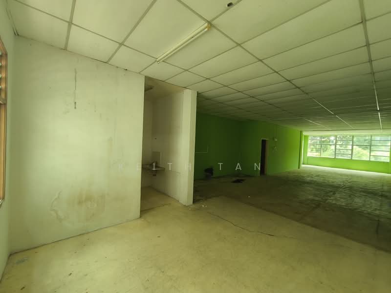 Shop / Office for Rent in Cheng (Melaka) - Keith Tan - Interior - PropertyGuru.com.my