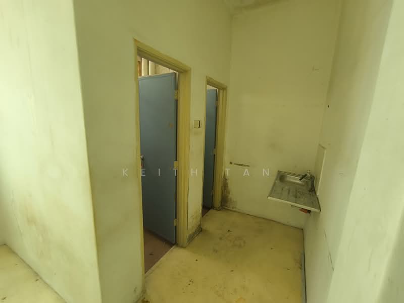 Shop / Office for Rent in Cheng (Melaka) - Keith Tan - Interior - PropertyGuru.com.my