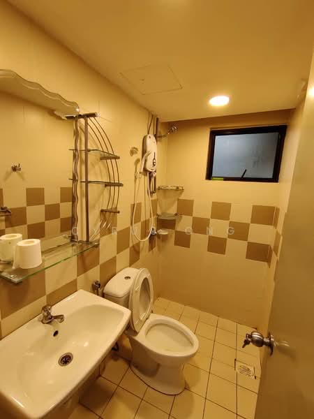 Kondominium untuk Dijual di Royal Domain Sri Putramas 2 - Cyrus Ong - Bathroom - PropertyGuru.com.my