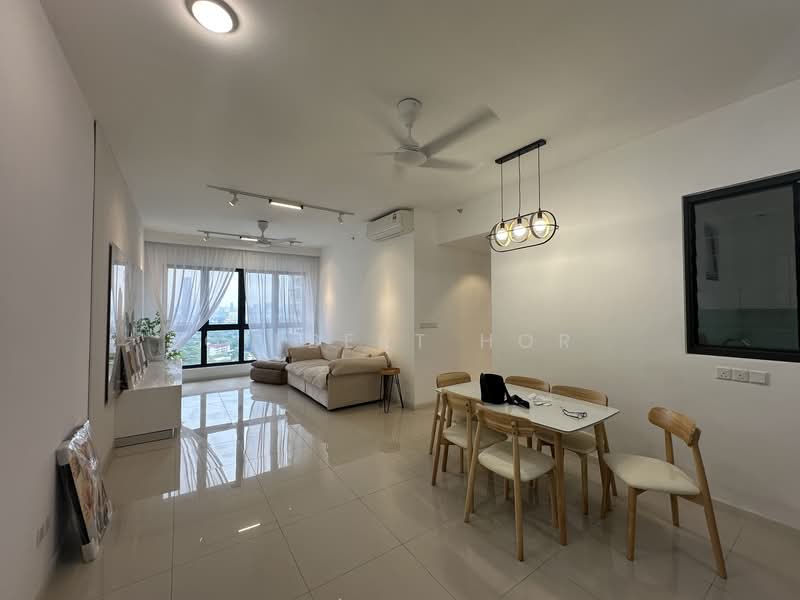 Servis Apartment untuk Disewa di Sunway Belfield - Gilbert Hor - Living Room - PropertyGuru.com.my