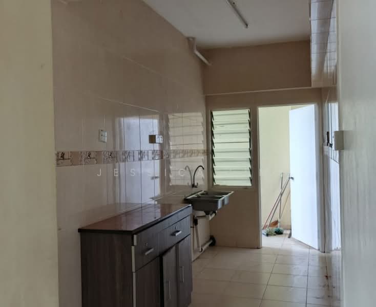 Condominium for Sale at Kepong Sentral Condominium - Jessica Lim - Kitchen - PropertyGuru.com.my