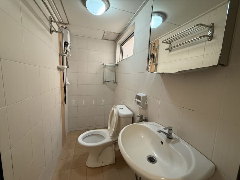 Townhouse for Rent in Batu Caves (Selangor) - Eliz Chan - Bathroom - PropertyGuru.com.my