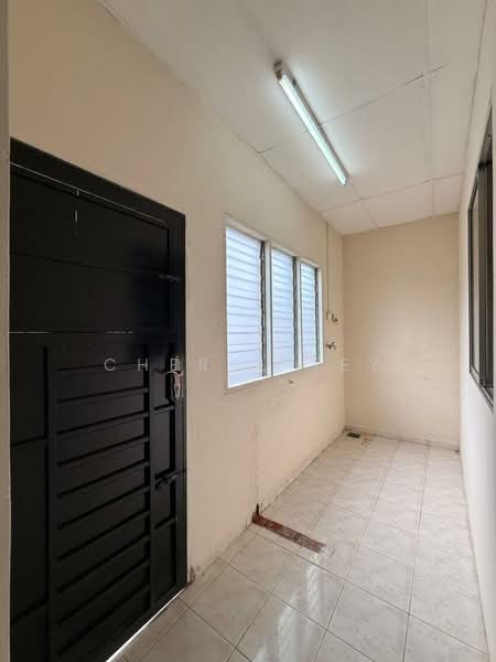 1-storey Terraced House for Sale in Taman Daya (Johor Bahru) - Cheryl Tey - Entrance - PropertyGuru.com.my
