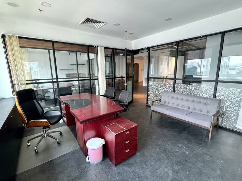 Office for Rent in KL Eco City (Kuala Lumpur) - William Sow - Manager room - PropertyGuru.com.my