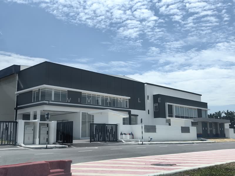 Detached Factory for Rent in Puncak Alam (Selangor) - Vivian Lee - Exterior - PropertyGuru.com.my
