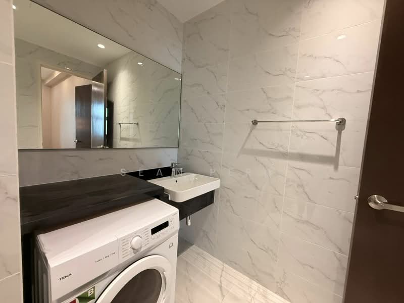 Servis Apartment untuk Disewa di Met 1 Residences - Sean Pern - Bathroom - PropertyGuru.com.my