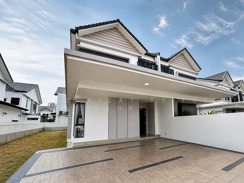 Semi-Detached House for Sale in Cyber 10 (Cyberjaya) - Mohd Aizat Saiful Bahri - Exterior - PropertyGuru.com.my