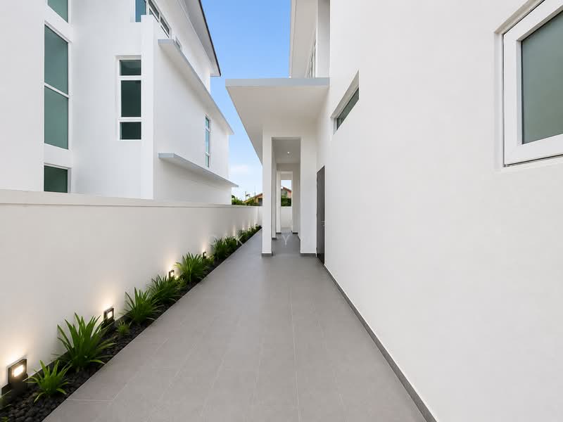 Bungalow for Sale in Bandar Kinrara Seksyen 1 (Bandar Kinrara) - CK Yee - Exterior - PropertyGuru.com.my