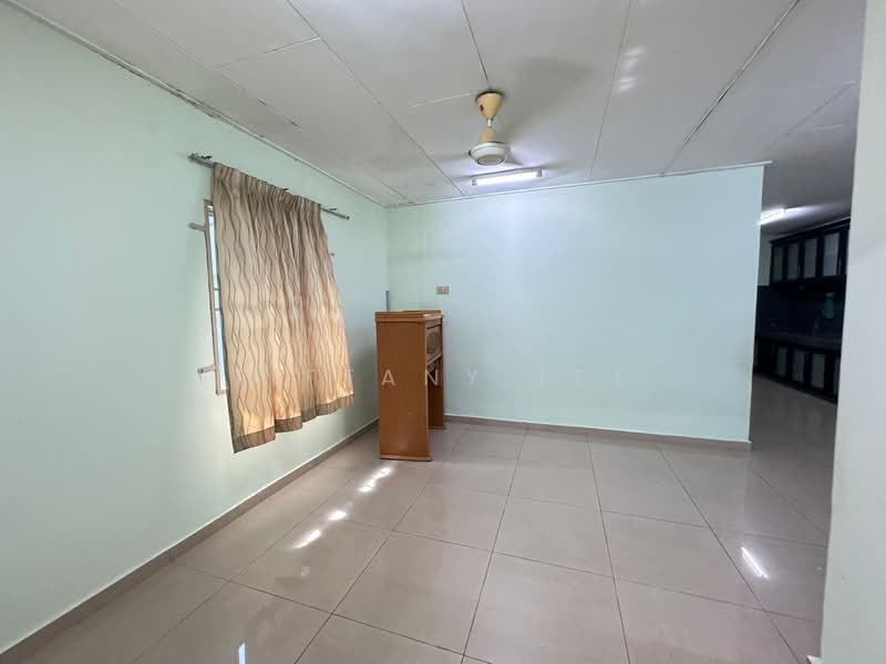 1-storey Terraced House for Sale in Klang (Selangor) - Tiffany Lee - PropertyGuru.com.my
