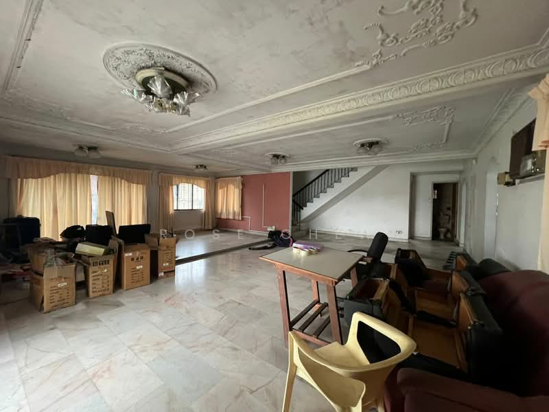 Rumah Banglo untuk Dijual di Jalan Klang Lama (Old Klang Road) (Kuala Lumpur) - Rose Chew - Living Room - PropertyGuru.com.my