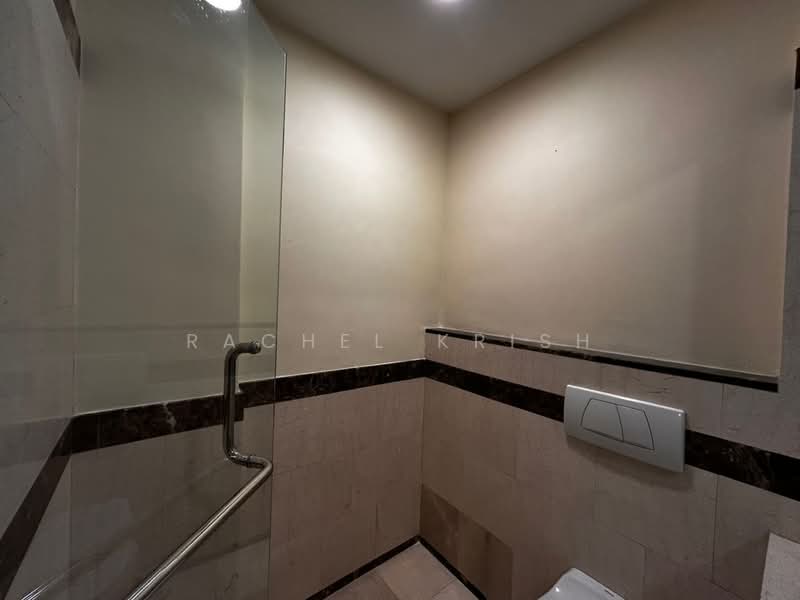 Servis Apartment untuk Dijual di 3 Kia Peng - Rachel Krish - Bathroom - PropertyGuru.com.my