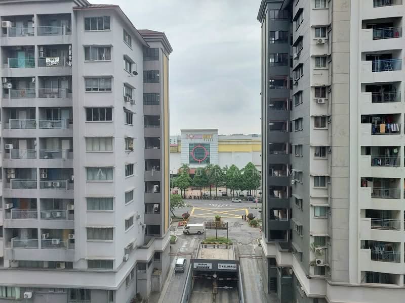 Kondominium untuk Dijual di South City (Perdana Selatan) Block C - Azli Ibrahim - Exterior - PropertyGuru.com.my