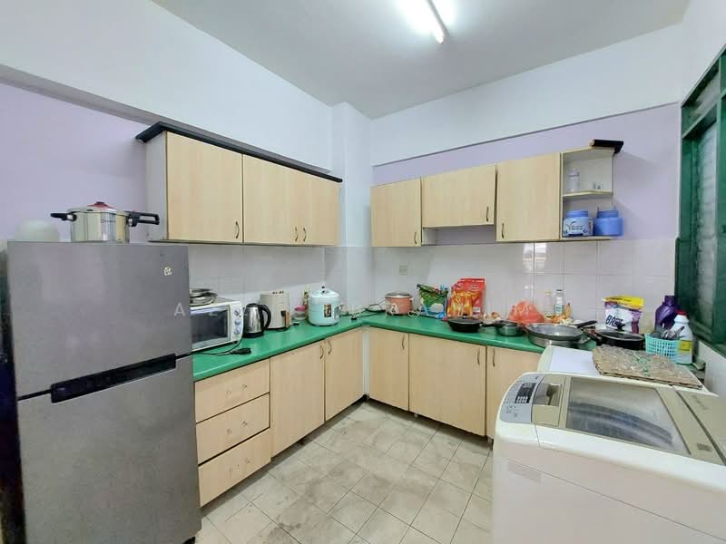 Kondominium untuk Dijual di South City (Perdana Selatan) Block C - Azli Ibrahim - Kitchen - PropertyGuru.com.my