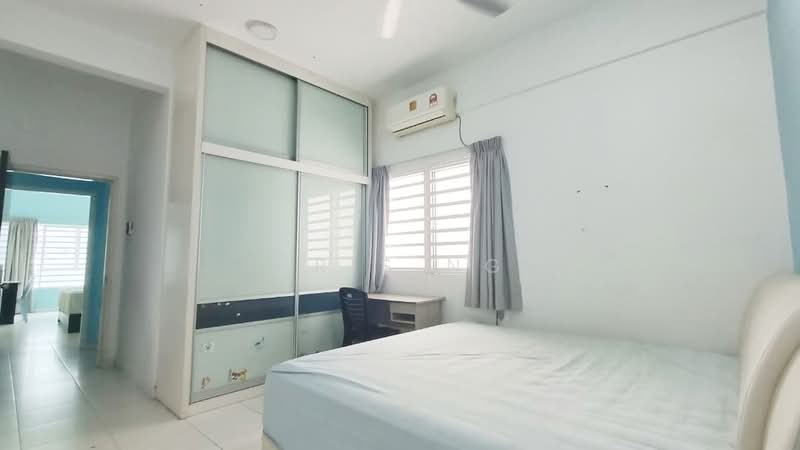 Kondominium untuk Dijual di One World 2 (1-Sky) - Cris Ng - Bedroom - PropertyGuru.com.my