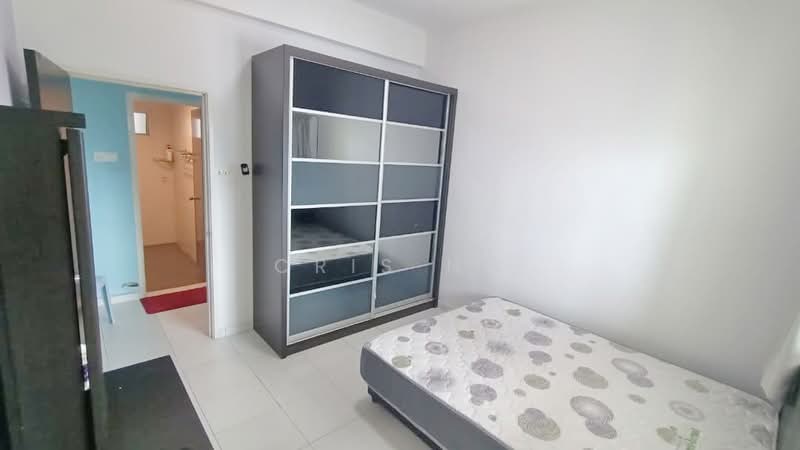 Kondominium untuk Dijual di One World 2 (1-Sky) - Cris Ng - Bedroom - PropertyGuru.com.my