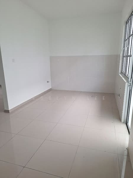 Rumah Berkembar untuk Dijual di Eco Majestic (Semenyih) - Jesslyn Lee - Kitchen - PropertyGuru.com.my