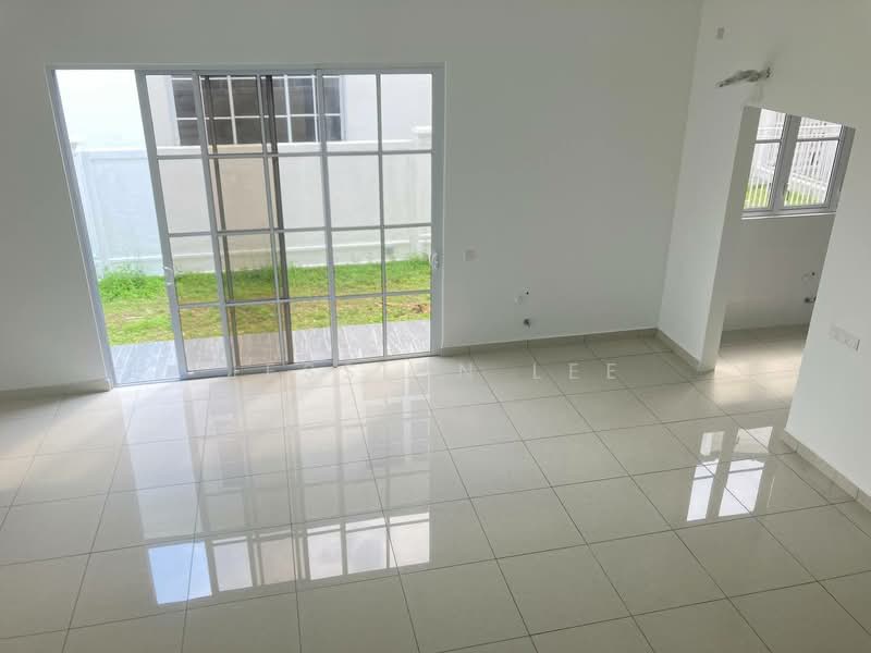 Rumah Berkembar untuk Dijual di Eco Majestic (Semenyih) - Jesslyn Lee - Living Room - PropertyGuru.com.my