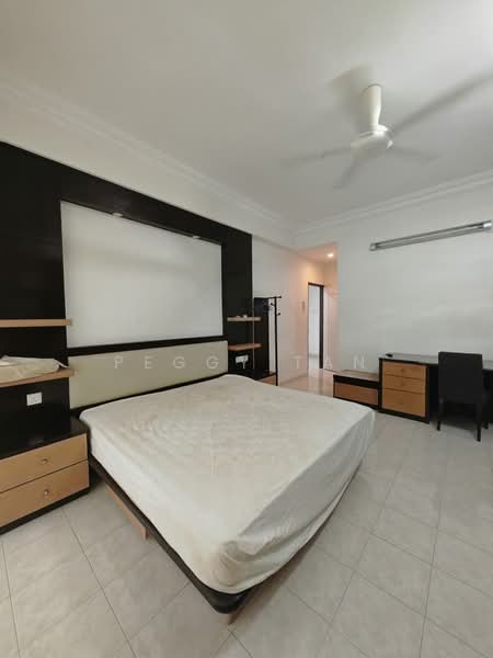 Kondominium untuk Disewa di Coastal Tower - Peggy Tan - Bedroom - PropertyGuru.com.my