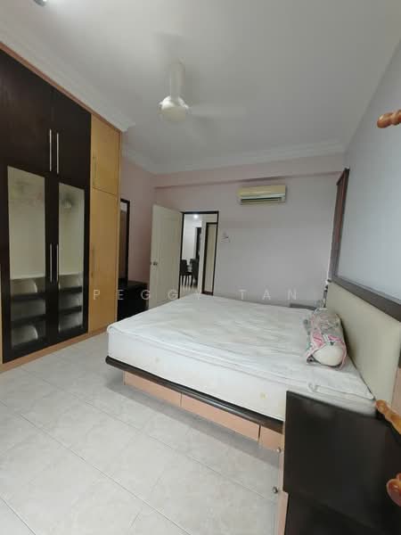 Kondominium untuk Disewa di Coastal Tower - Peggy Tan - Bedroom - PropertyGuru.com.my