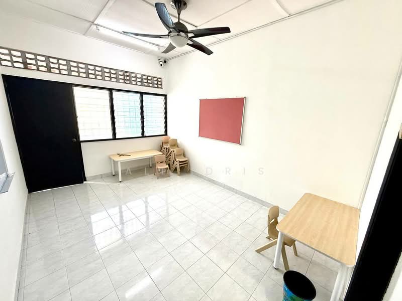 Rumah Teres 2 Tingkat untuk Dijual di Taman Maluri (Cheras) - Ali Idris - Study - PropertyGuru.com.my