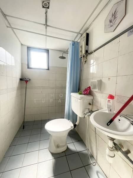 Condominium for Sale at Pantai Hillpark 2 - Thoriq Suparman - Bathroom - PropertyGuru.com.my