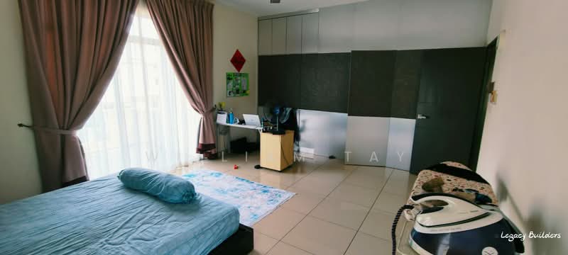 Semi-Detached House for Sale in Taman Kempas Utama (Tebrau) - William Tay - Bedroom - PropertyGuru.com.my