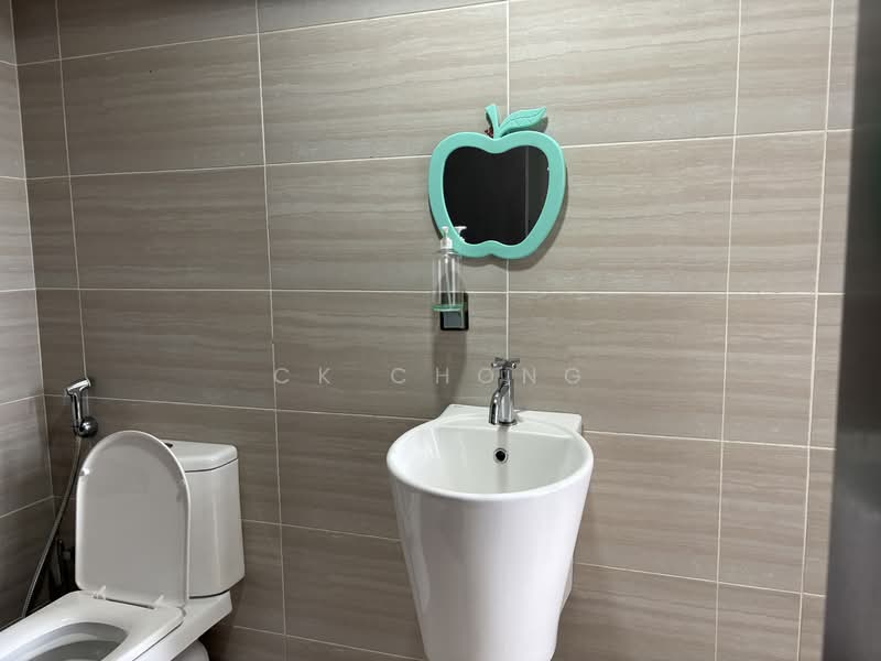 Pejabat untuk Disewa di Kampung Berembang (Ampang) - CK Chong - Bathroom - PropertyGuru.com.my