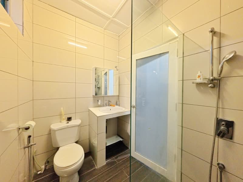 1-storey Terraced House for Sale in Taman Tun Dr Ismail (Kuala Lumpur) - KH LEE - Bathroom - PropertyGuru.com.my