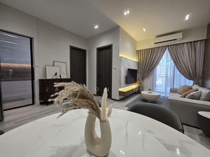 Service Residence for Sale at 88 Avenue @ Kepayan - Jackson Chan - Living Room - PropertyGuru.com.my