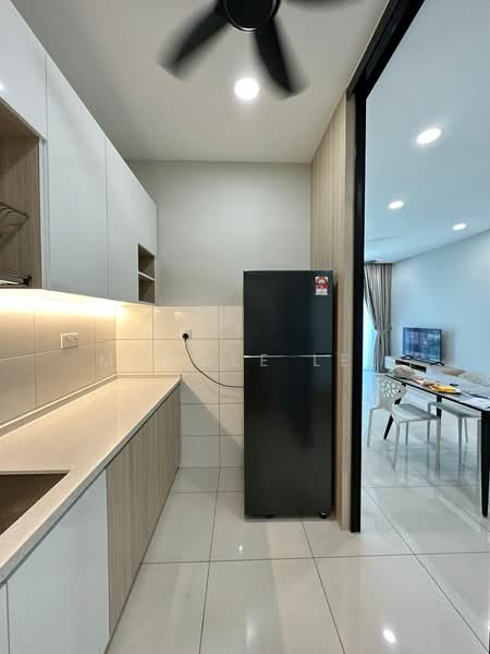 Kondominium untuk Dijual di Waterside Residence - Mocole Lee - Kitchen - PropertyGuru.com.my