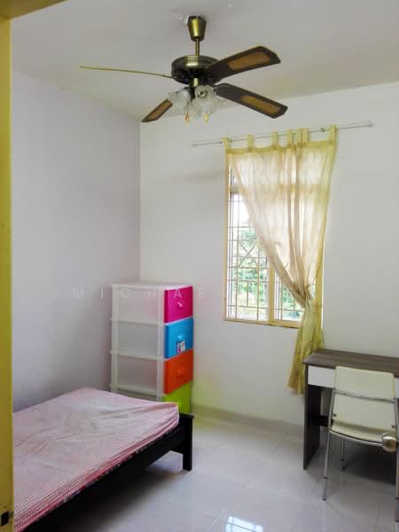 Apartment for Sale at Sri Pinang Apartment - Michael Lee - Bedroom - PropertyGuru.com.my