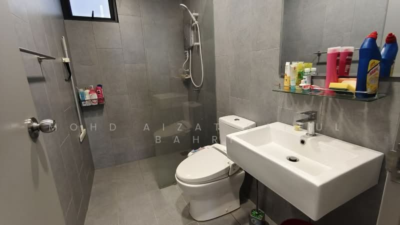 Service Residence for Sale at M Vertica - Mohd Aizat Saiful Bahri - Bathroom - PropertyGuru.com.my