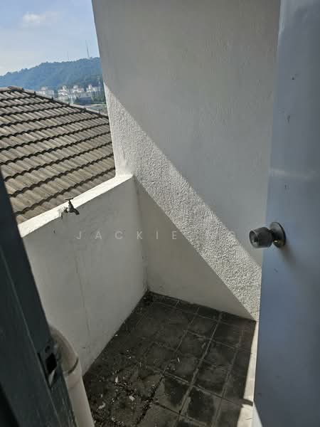 Pangsapuri untuk Dijual di Pangsaria Apartment - Jackie Ng - PropertyGuru.com.my