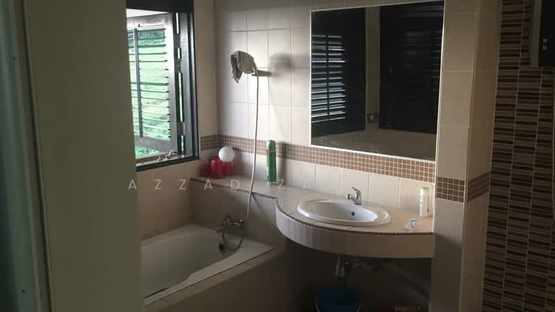 Condominium for Sale at Armanee Terrace - Azzad Zarull - Bathroom - PropertyGuru.com.my