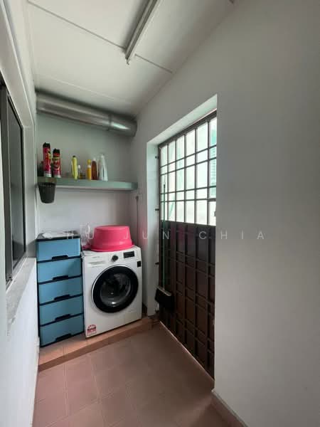 2-storey Terraced House for Sale in Klang (Selangor) - SHU JUN CHIA - Balcony - PropertyGuru.com.my