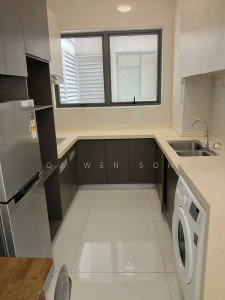 Condominium for Rent at Royal Strand @ Country Garden Danga Bay - Qi Wen Soh - Kitchen - PropertyGuru.com.my