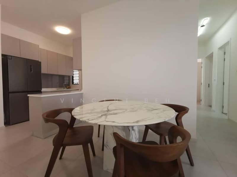 Servis Apartment untuk Dijual di The Goodwood Residence - Vincent Beh - Dining Room - PropertyGuru.com.my