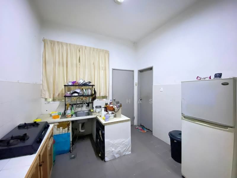 2-storey Terraced House for Sale in Bandar Baru Bangi (Selangor) - Hasliza Hassan - Kitchen - PropertyGuru.com.my