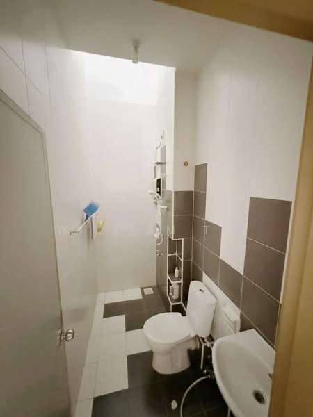 2-storey Terraced House for Sale in Taman Setia Indah (Tebrau) - William Tay - Bathroom - PropertyGuru.com.my