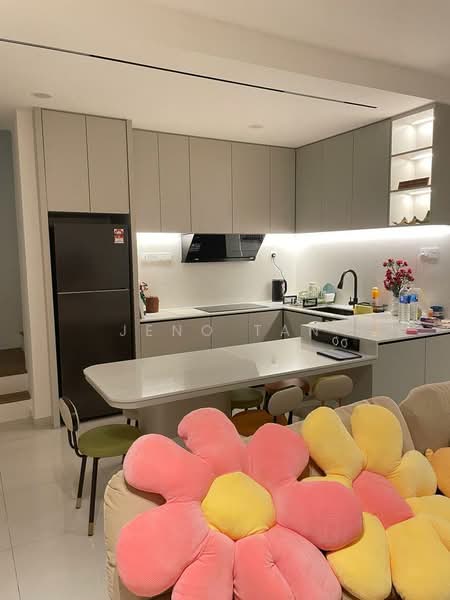 Townhouse for Rent in Kuching (Sarawak) - Jeno Tan - Kitchen - PropertyGuru.com.my