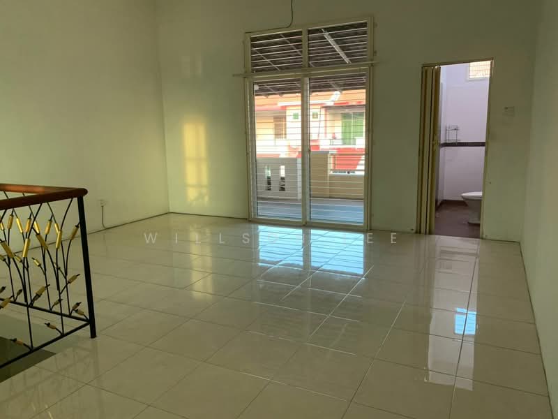 Rumah Teres 2.5 Tingkat untuk Disewa di Taman Segar (Butterworth) - Willson Lee - Living Room - PropertyGuru.com.my