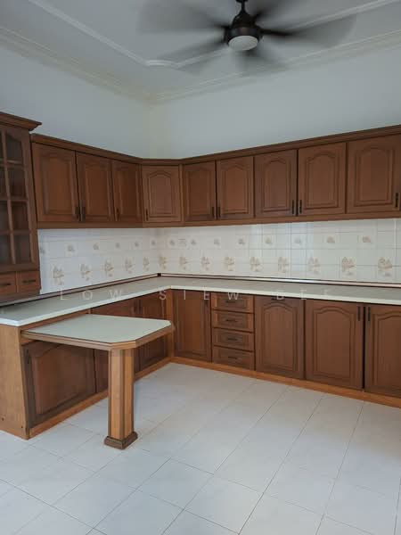 2-storey Terraced House for Sale in Usj 9 (Subang Jaya) - Low Siew Bee - Kitchen - PropertyGuru.com.my