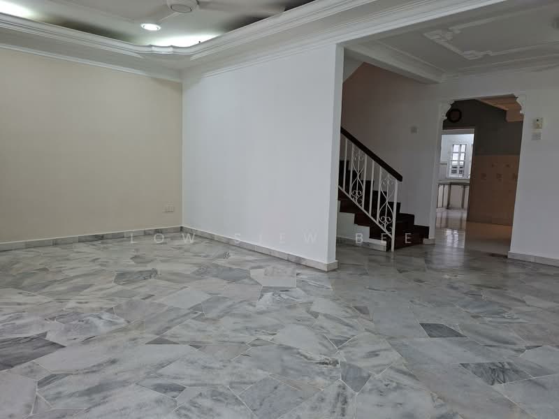 2-storey Terraced House for Sale in Usj 9 (Subang Jaya) - Low Siew Bee - Living Room - PropertyGuru.com.my