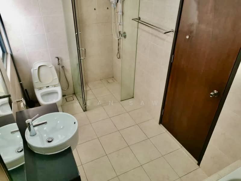 Condominium for Rent at Nautica Lake Suites - Sean Saw - Bathroom - PropertyGuru.com.my