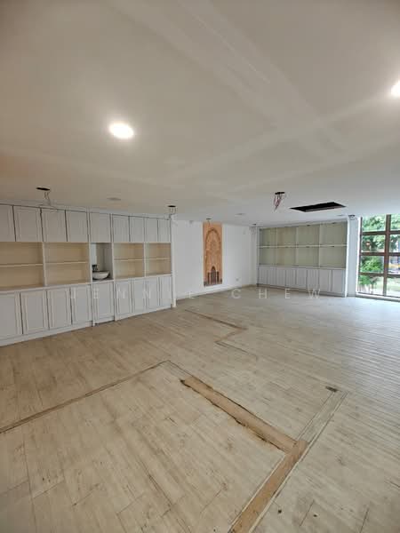 Shop for Rent in Taman Molek (Johor Bahru) - Jennie Chew - Interior - PropertyGuru.com.my